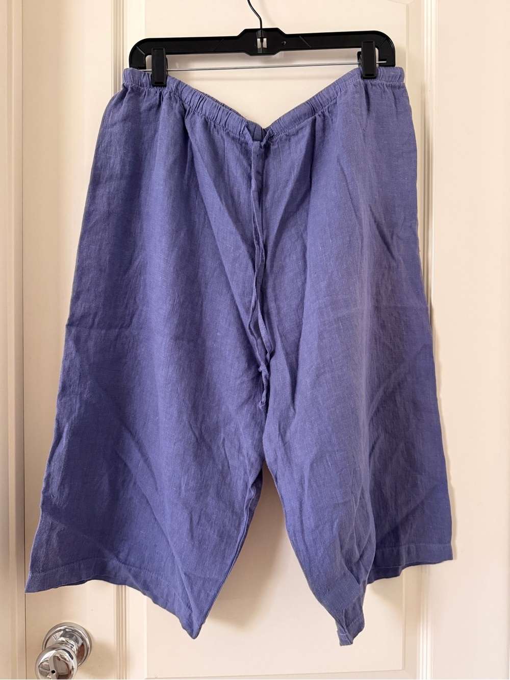 Hot Cotton Women's Lavender Blue Linen-Blend Hybrid Shorts